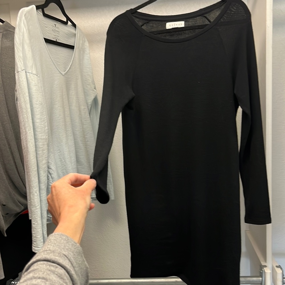 Long sleeve crew dress by Velvet.